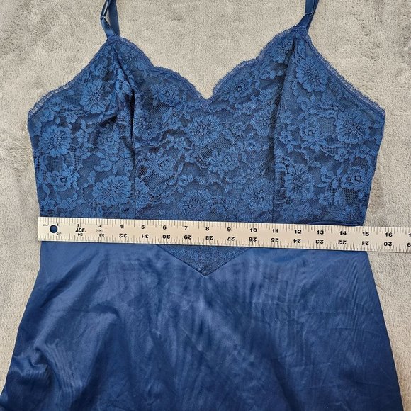 Vintage Vanity Fair Full Slip Women 36 Navy Nylon Lace Bodice Trim Lingerie 50's - Picture 7 of 9